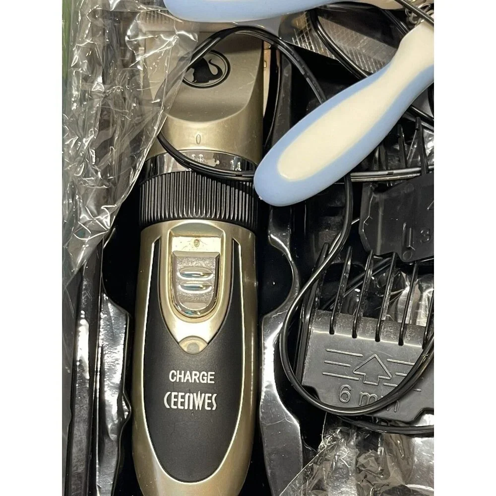 Ceenwes Professional Rechargeable Pet Hair & Nail Clipper Set In Box
